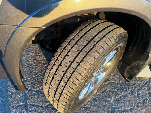 Used 2012 Nissan Armada Platinum image 30