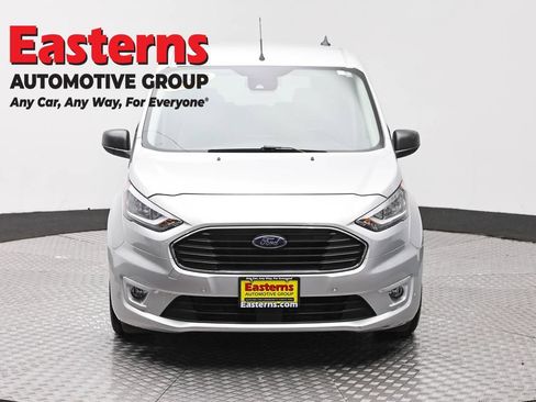 Used 2022 Ford Transit Connect XLT FWD image 2