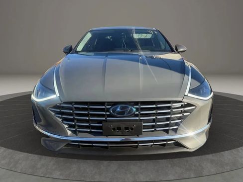 Used 2021 Hyundai Sonata SEL image 2