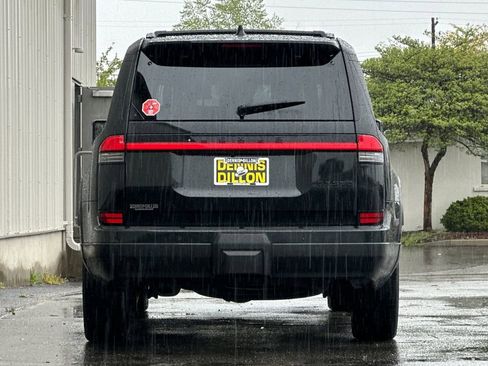 Used 2025 Lexus GX 550 w/ Cold Area Package image 5