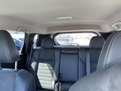 Used 2022 Mitsubishi Outlander SE image 30