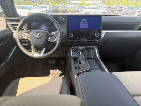 Used 2026 Lexus GX 550 AWD/4WD image 39