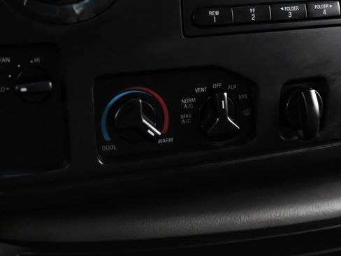 Used 2014 Ford E-350 and Econoline 350 Super Duty w/ Power Group image 25