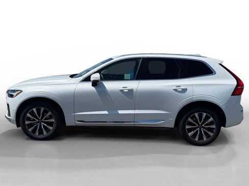 Used 2023 Volvo XC60 B5 Plus w/ Protection Package FWD image 2
