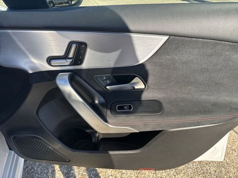 Used 2020 Mercedes-Benz A 220 image 32