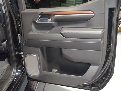 Used 2024 GMC Sierra 1500 Denali w/ Denali Reserve Package image 21