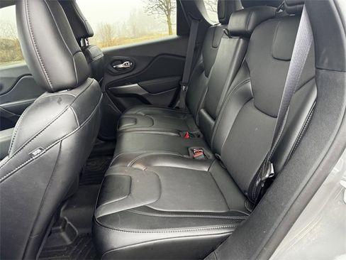 Certified 2022 Jeep Cherokee Latitude Lux image 20