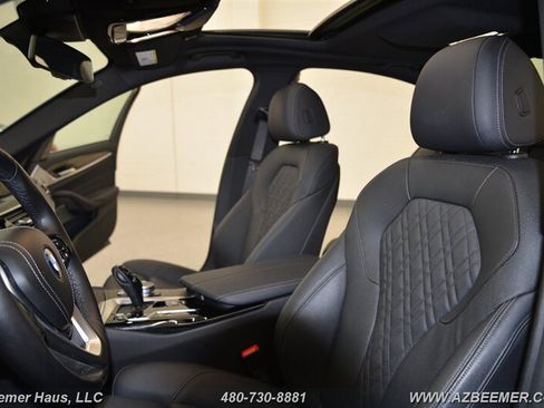 Used 2022 BMW 530e w/ Premium Package image 16