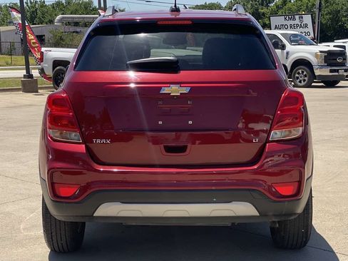 Used 2019 Chevrolet Trax LT w/ Driver Confidence Package FWD image 6