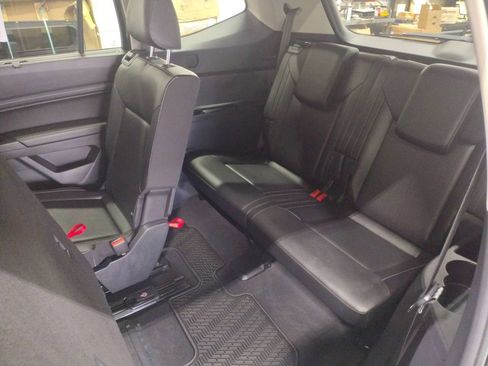 Used 2019 Volkswagen Atlas SE w/ Towing Package image 36