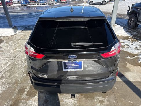 Certified 2020 Ford Edge SE image 7