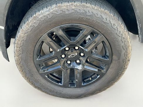 Used 2025 Chevrolet Colorado Trail Boss image 28