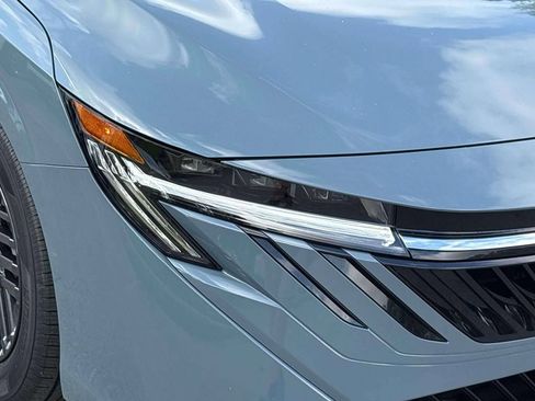 New 2026 Nissan Sentra SV w/ Floor Mat Package FWD image 9