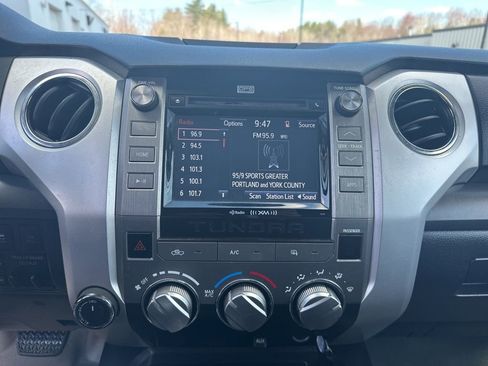 Used 2016 Toyota Tundra SR5 AWD/4WD image 21
