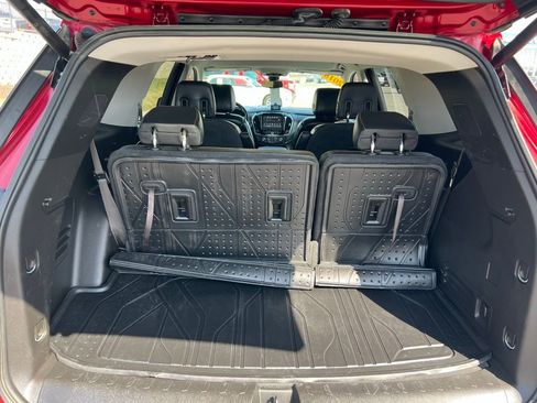 Used 2018 Chevrolet Traverse LT image 23