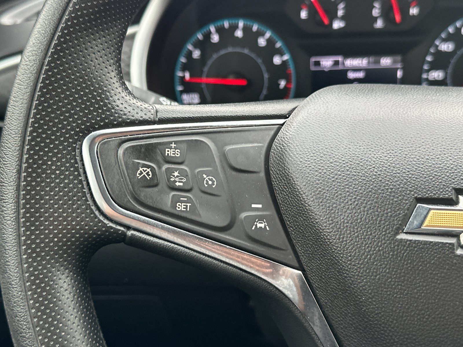 Used 2025 Chevrolet Malibu LT FWD image 26