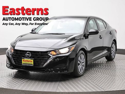 Used 2024 Nissan Sentra S image 1