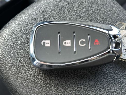 Used 2025 Chevrolet TrailBlazer LT w/ Driver Confidence Package image 31