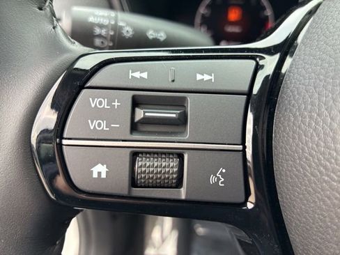 Used 2025 Honda CR-V EX-L image 30