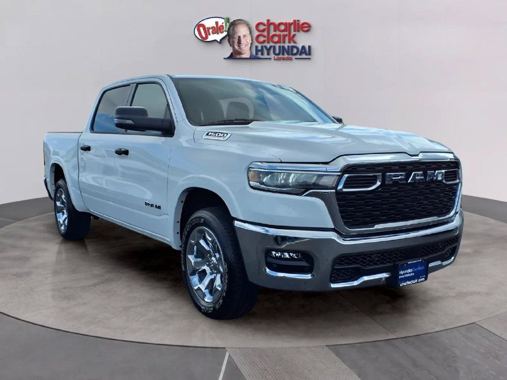 Used 2026 RAM 1500 Big Horn AWD/4WD image 7