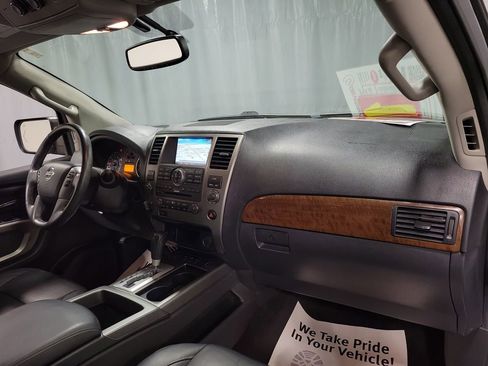 Used 2015 Nissan Armada Platinum image 33