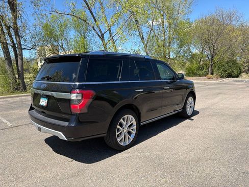 Used 2019 Ford Expedition Platinum AWD/4WD image 20
