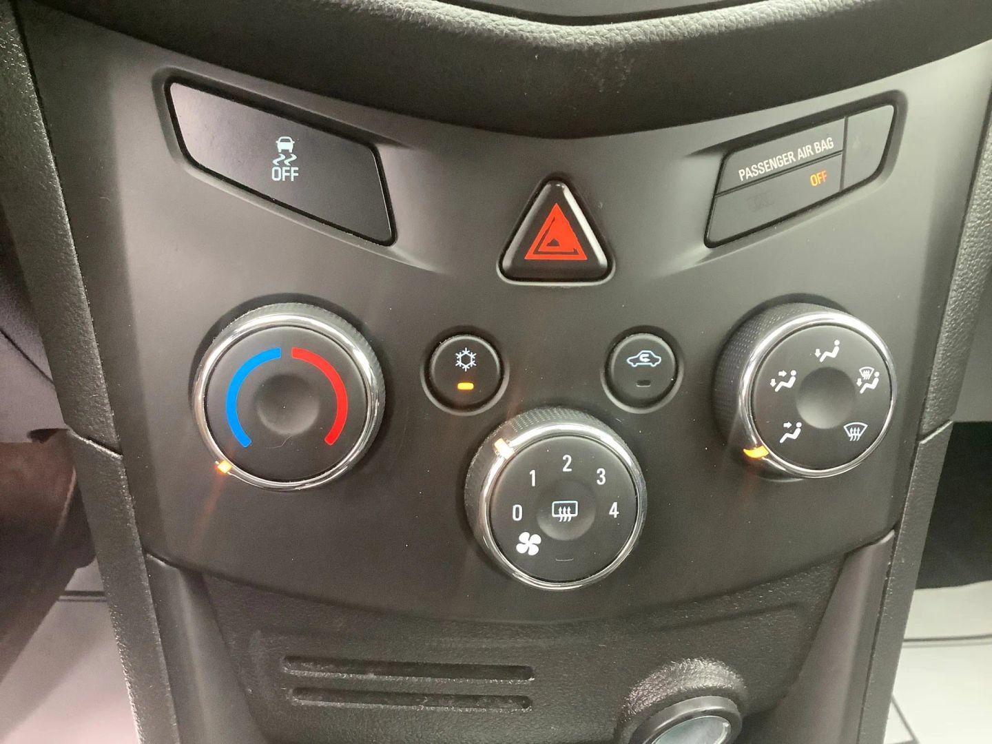 Used 2016 Chevrolet Trax LS FWD image 30