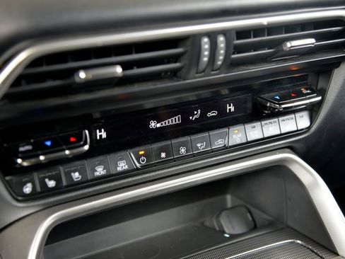 Certified 2024 MAZDA CX-90 Plug-In Hybrid w/ Premium Plus image 24