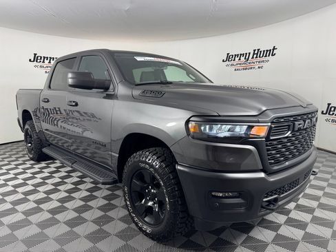Used 2025 RAM 1500 Warlock AWD/4WD image 5
