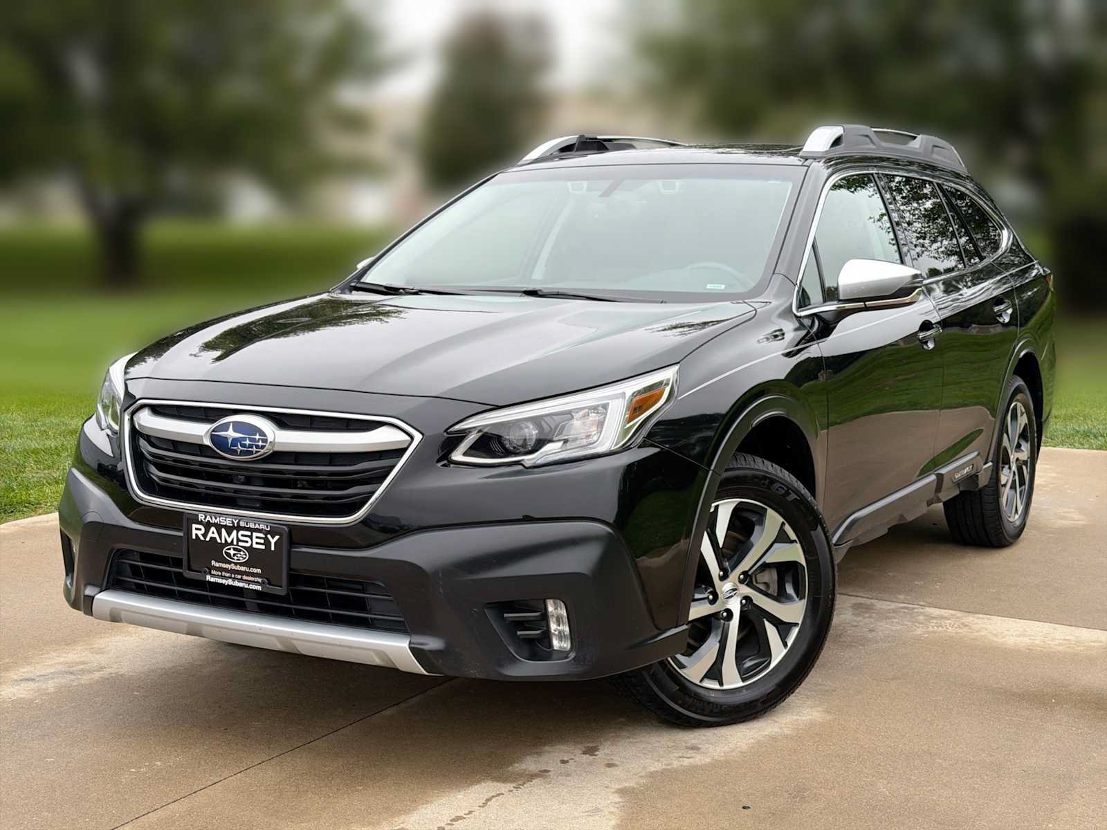 Certified 2022 Subaru Outback Onyx Edition AWD/4WD image 1