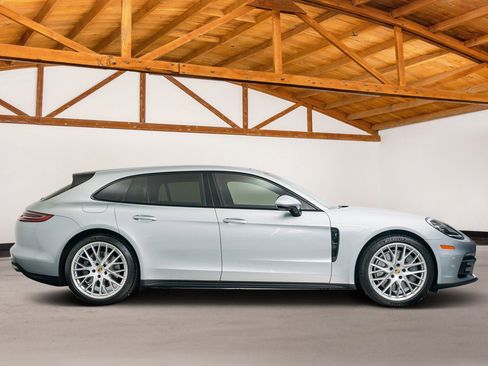 Used 2018 Porsche Panamera 4S image 6