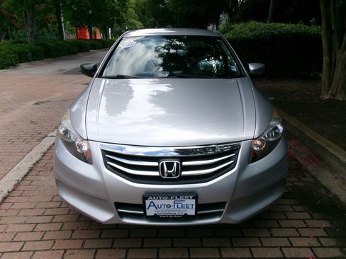 Used 2012 Honda Accord LX image 2
