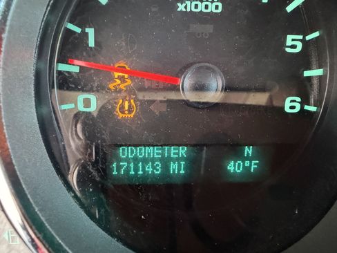 Used 2012 Chevrolet Silverado 2500 LT w/ Interior Plus Package image 13