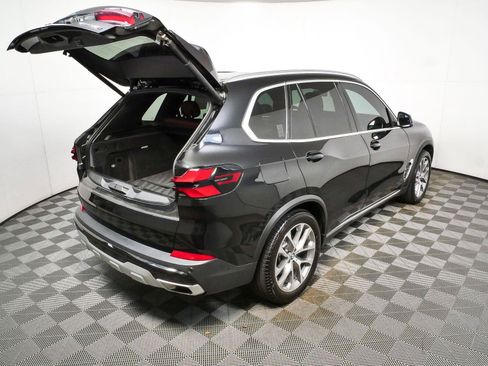 Used 2024 BMW X5 xDrive40i w/ Premium Package AWD/4WD image 30