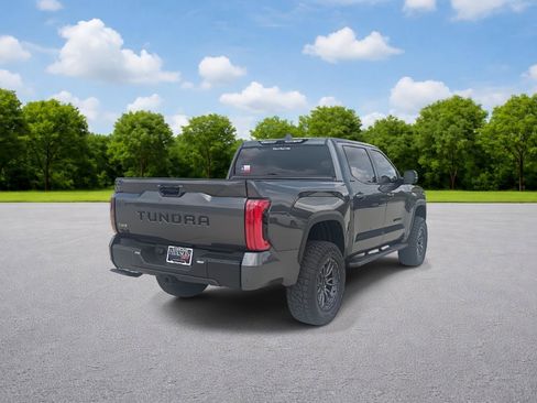 New 2026 Toyota Tundra Limited AWD/4WD image 7