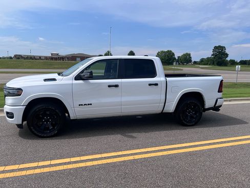 Certified 2025 RAM 1500 Big Horn AWD/4WD image 8