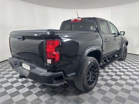 Used 2023 Chevrolet Colorado Trail Boss w/ Technology Package image 3