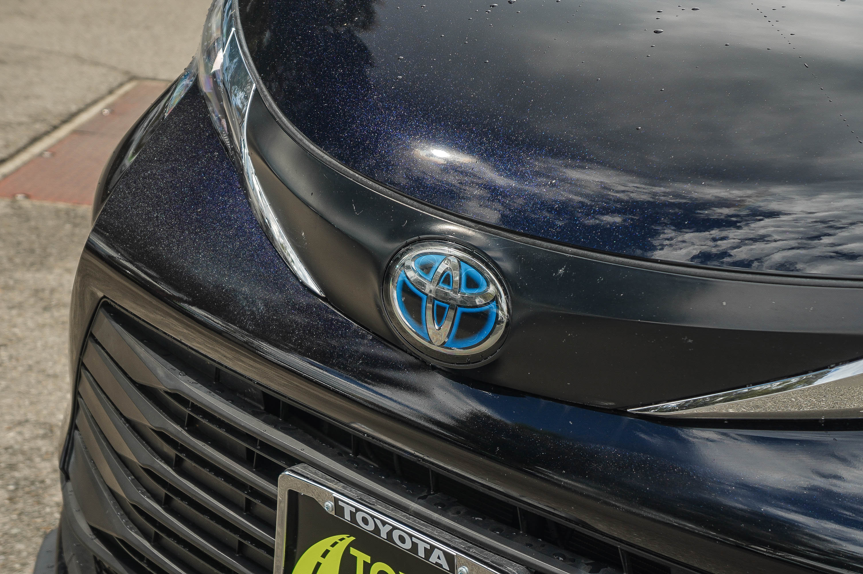 Used 2023 Toyota Sienna LE FWD image 9