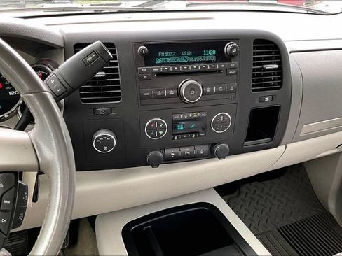 Used 2013 GMC Sierra 1500 SLE w/ Power Tech Package AWD/4WD image 6