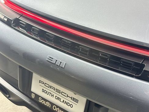 Certified 2025 Porsche 911 Carrera T RWD image 29