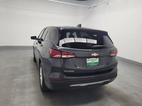 Used 2022 Chevrolet Equinox LT FWD image 6