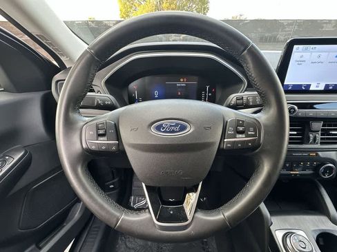 Used 2024 Ford Escape Active image 15