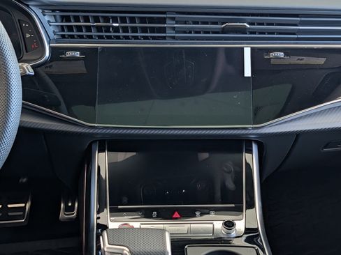 New 2026 Audi SQ8 Prestige image 11