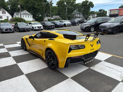 Used 2019 Chevrolet Corvette ZR1 RWD image 4