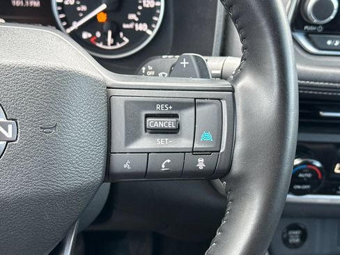 Certified 2025 Nissan Rogue SV AWD/4WD image 31