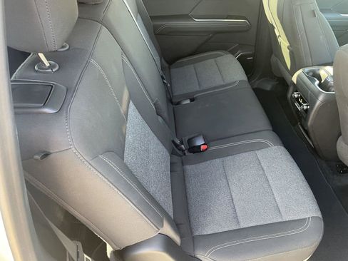 Used 2025 GMC Acadia Elevation image 34