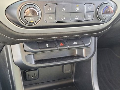 Used 2021 GMC Canyon Elevation image 19