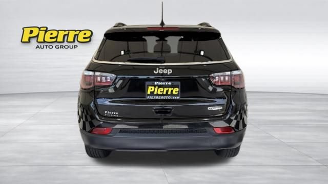 Used 2020 Jeep Compass Latitude FWD image 3