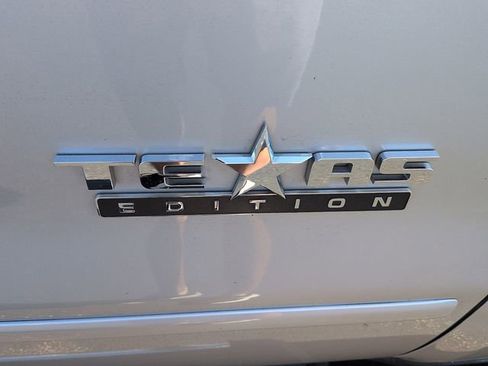 Used 2018 Chevrolet Silverado 1500 LT w/ LT Eassist Package RWD image 10