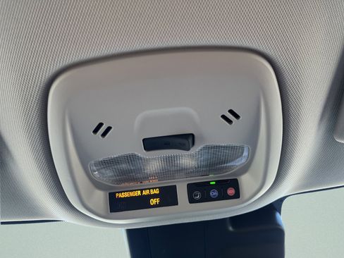 New 2026 Chevrolet Trax LT w/ LT Convenience Package image 18